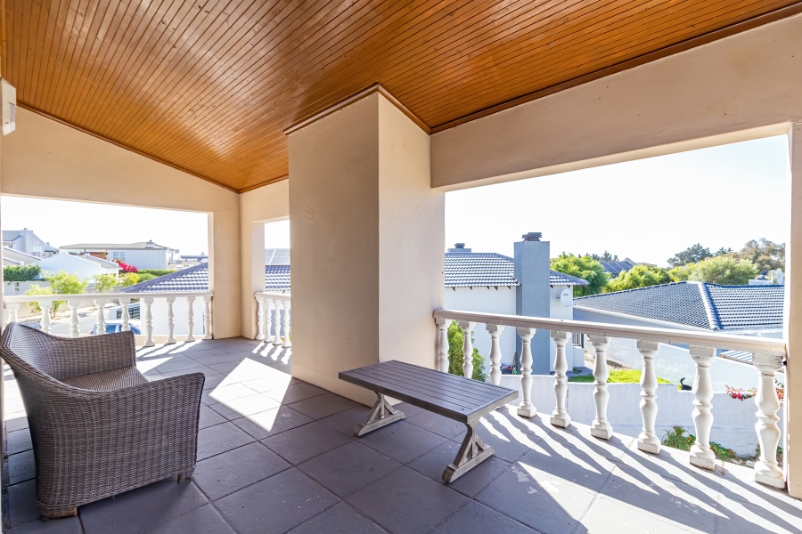 3 Bedroom Property for Sale in Country Club Western Cape